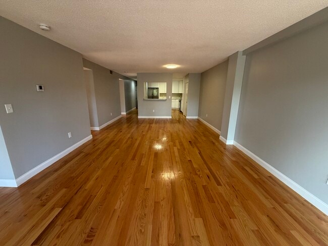 Photo - 1751 Beacon St Unit 304