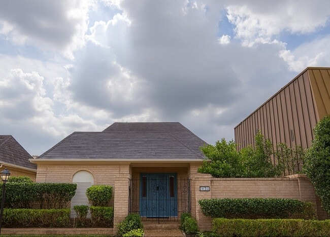 Building Photo - 627 Chadbourne Ct Rental