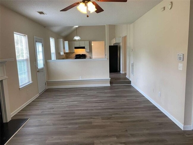 Photo - 4553 Era Trce