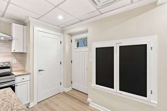 324 Essex St Unit 2