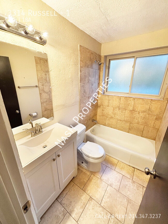 Photo - 3314 Russell-1 Unit 1