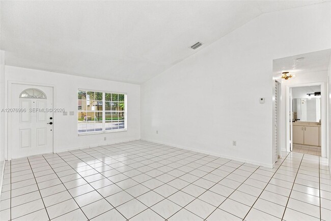 Photo - 19181 NW 89th Ave