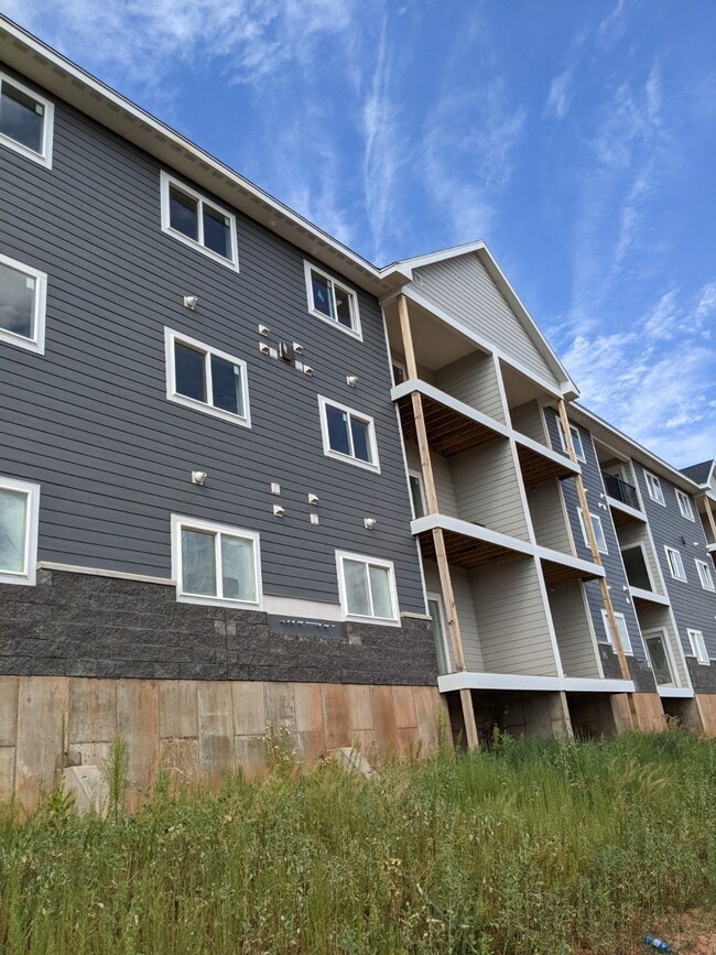 Red Rock Apartments For Rent in Rapid City, SD