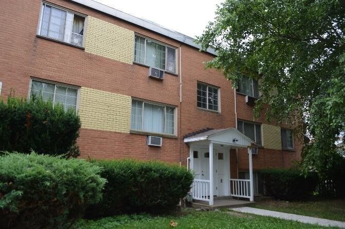 Main Photo - 1361 W 114th St Apartments