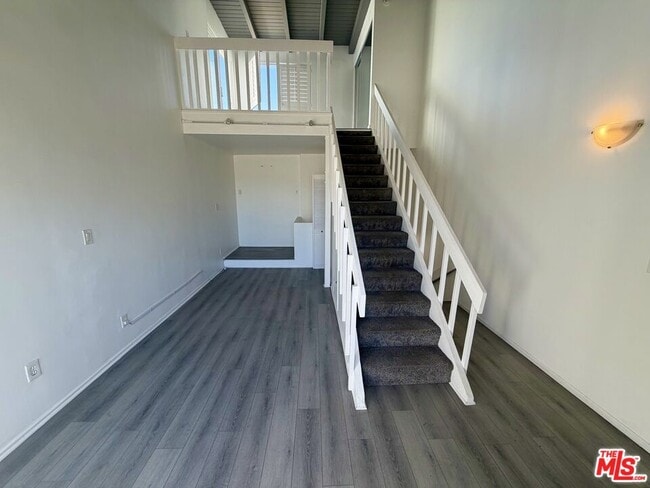 Photo - 14 Mast St Unidad 2