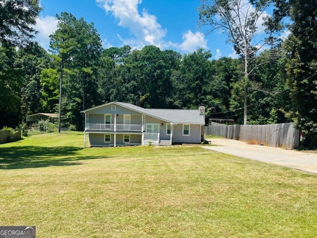 Photo - 147 N Lake Dr