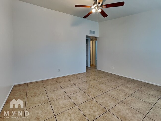 Photo - 10435 N 11th Ave