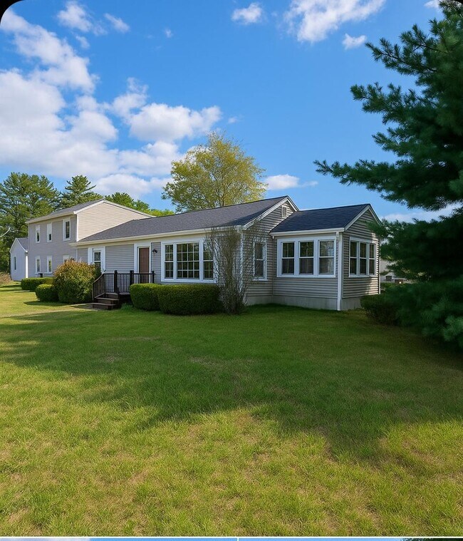 Photo - 191 Saco Ave