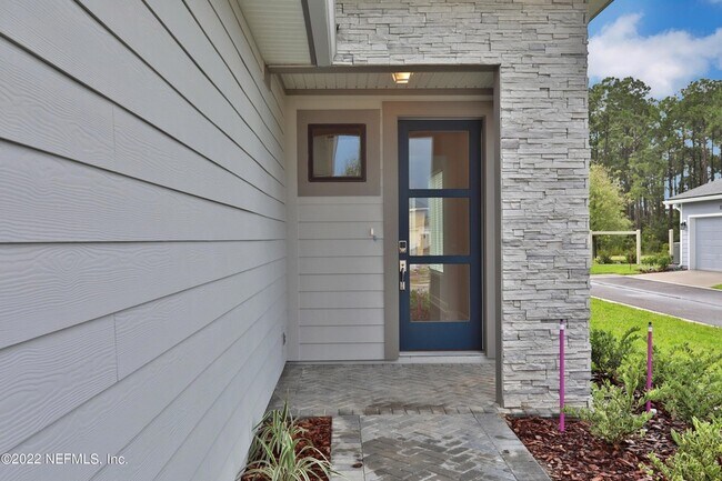 Photo - 351 Millenia Dr