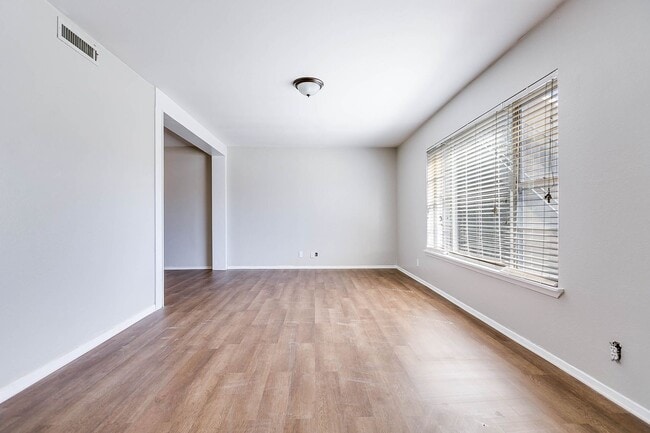 Photo - 1425 Austin St Unit 1425 Austin St.