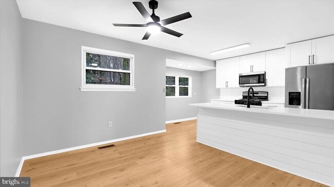 Photo - 8009 Nolcrest Rd