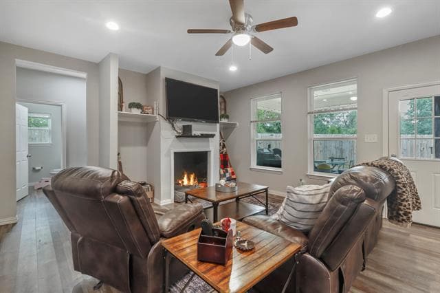 Photo - 605 Madeline Ct