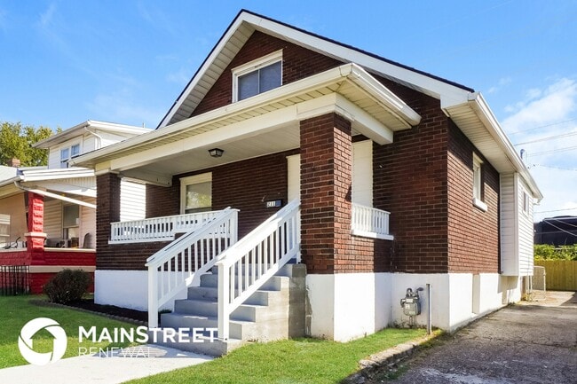 Building Photo - 211 N 32nd St