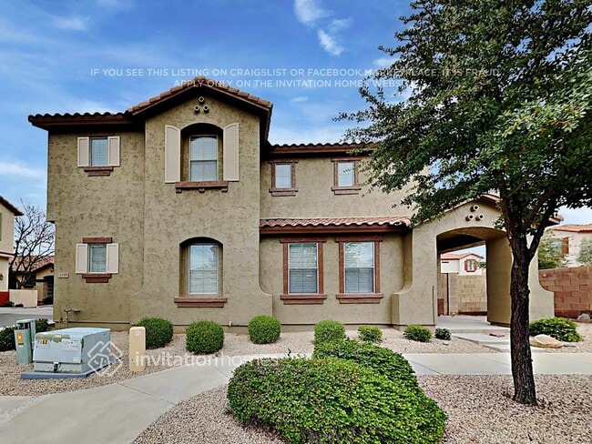 Building Photo - 6369 S Forest Ave