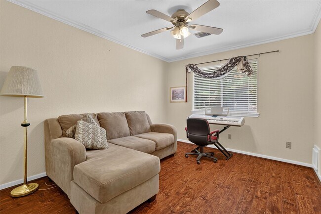 Photo - 1306 N Gabriel River Cir