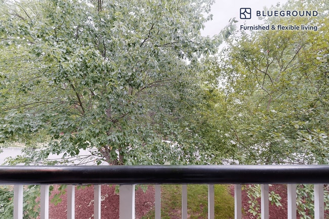 Photo - 100 Court N Dr Unidad FL2-ID3089A