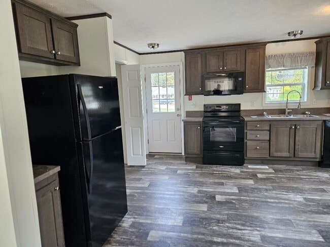 Photo - 22 Boulder Way