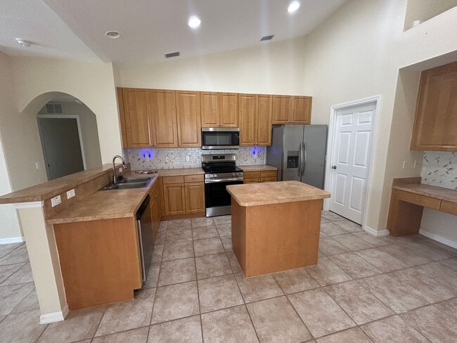 Photo - Gorgeous 4/2 wont last long