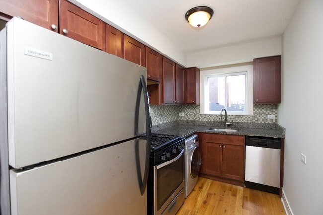 Photo - 699 Elm Pl Unit 103