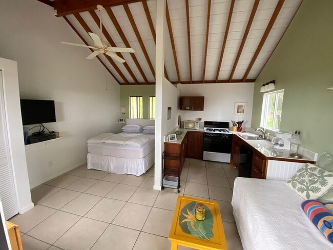 Building Photo - 92-1536 Luau Drive Unit B