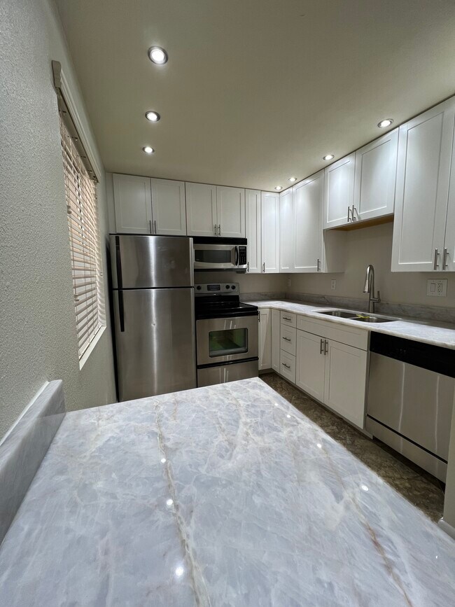 Photo - 4354 N 82nd St Unit 146