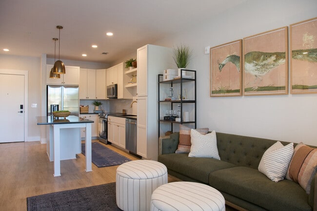 NOVEL University Place by Crescent Communities