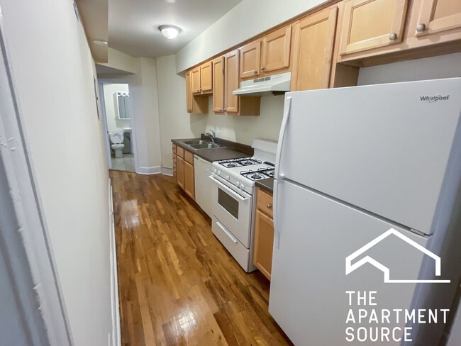 Photo - 2602 N Racine Ave