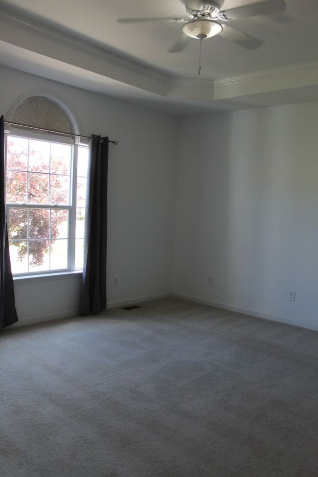 Photo - 212 Killdeer Dr