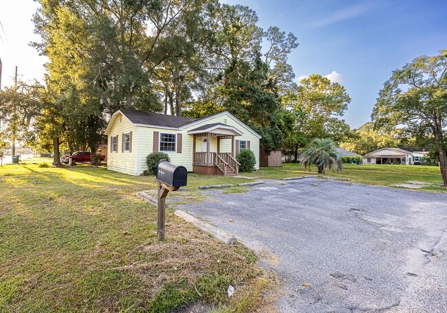 Photo - Cute 2 Bedroom Home