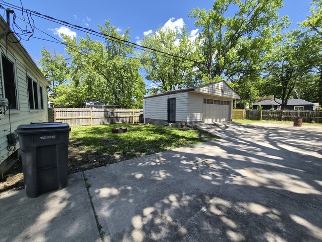 Photo - 3707 N Riley Ave