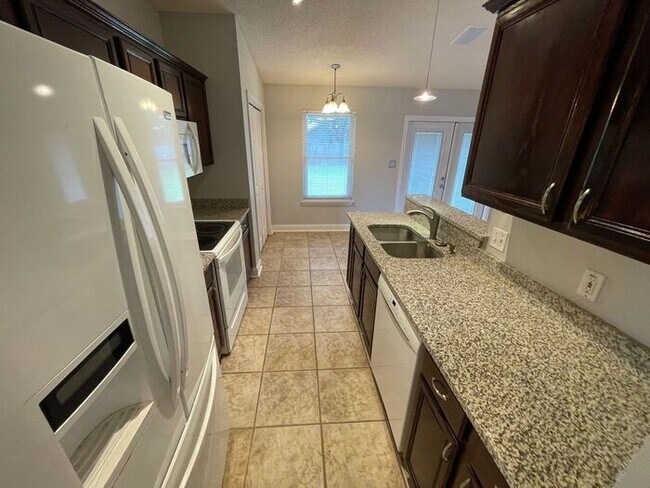 Photo - 8562 Vehlin Ct