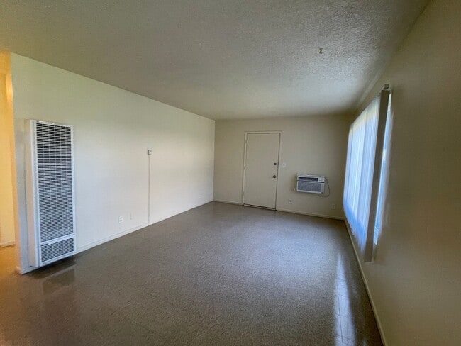 1302 E Kingsley Ave Unit 1302 E. Kingsley Ave. 5