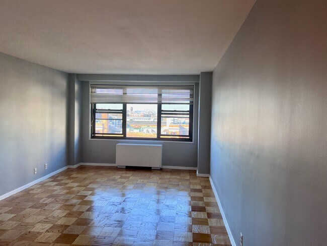 Photo - 225 St Pauls Ave Unit 7B