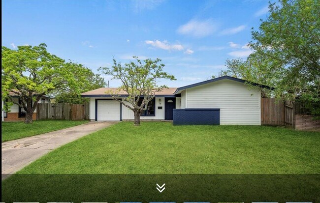 Photo - 26 Lyncrest Dr