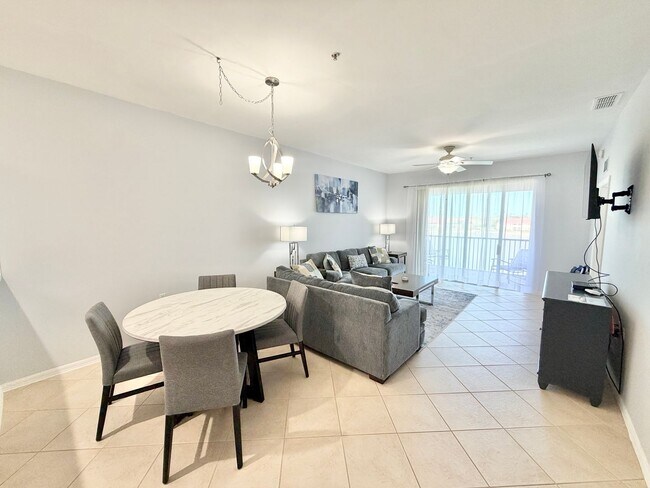2740 Cypress Trace Cir