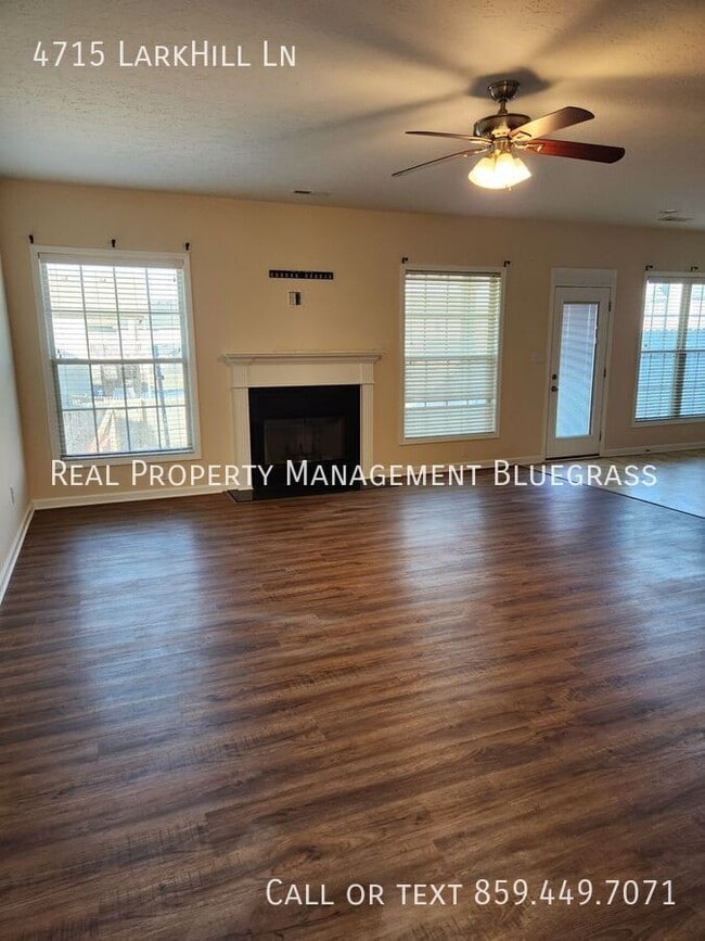 Photo - 4715 Larkhill Ln