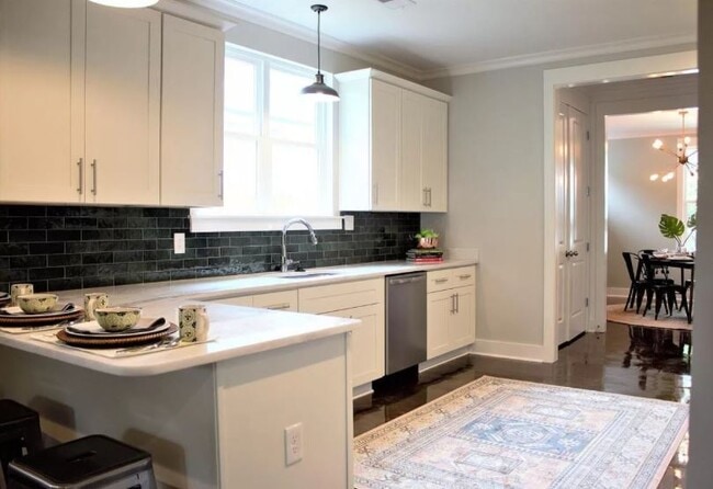 Photo - 5005 Wilburn Ave