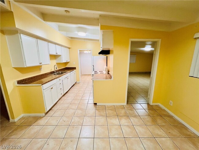 964 Lulu Ave