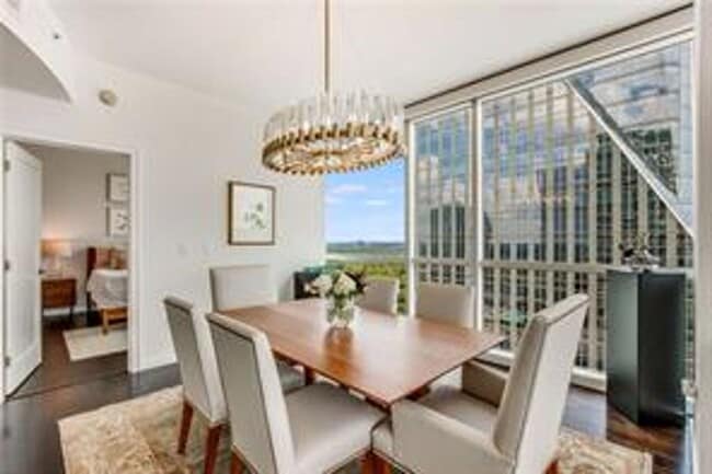Photo - Furnished Luxury Buckhead Condo - Walk to EVERYTHING