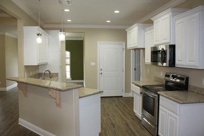 Photo - 217 Gano St