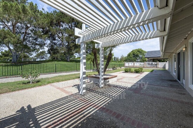 Photo - 5921 Country View Dr