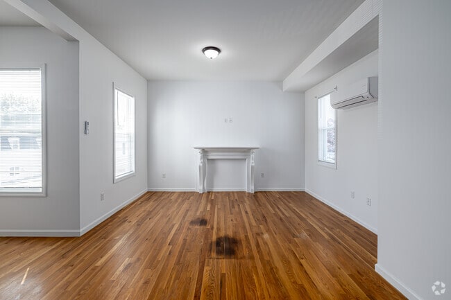 2BR, 1BA - Living Room