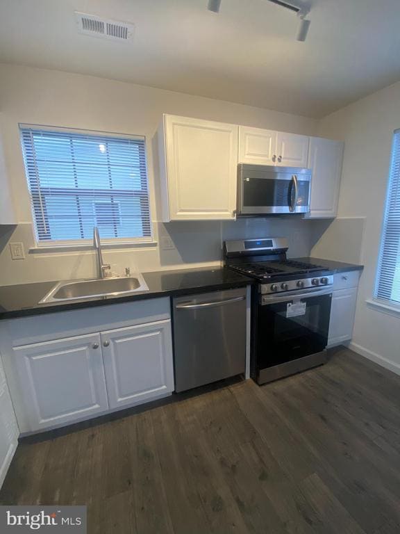 Photo - 532 Cormorant Dr