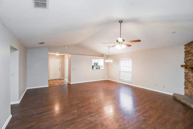 Photo - 1653 Spring Oaks Ln