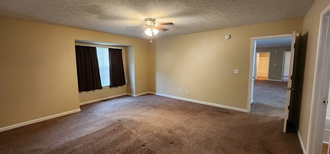 Photo - 1714 Bend View Ln