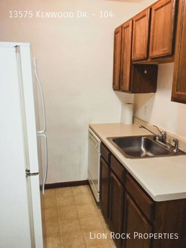 Photo - 13575 Kenwood Dr N Unit 104