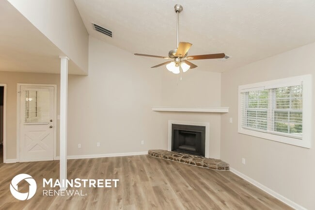 Photo - 46 Cathie Dr