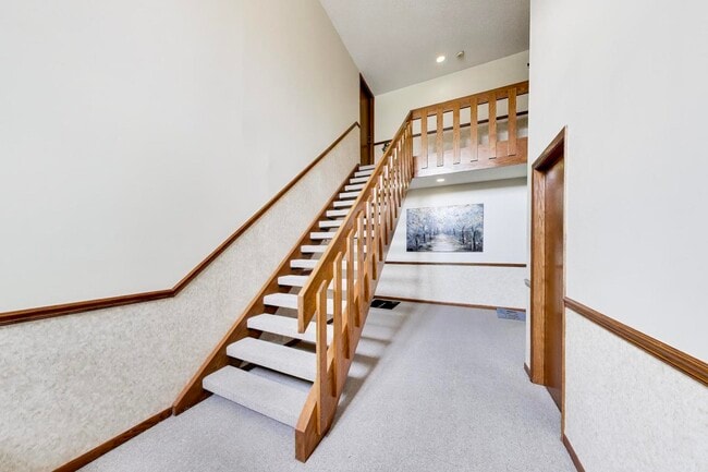 Photo - 639 Big Timber Dr