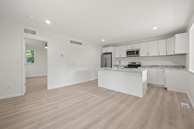 Photo - 34 Cross St Unit 34 Cross St # 2 Auburn Hills MI 48326