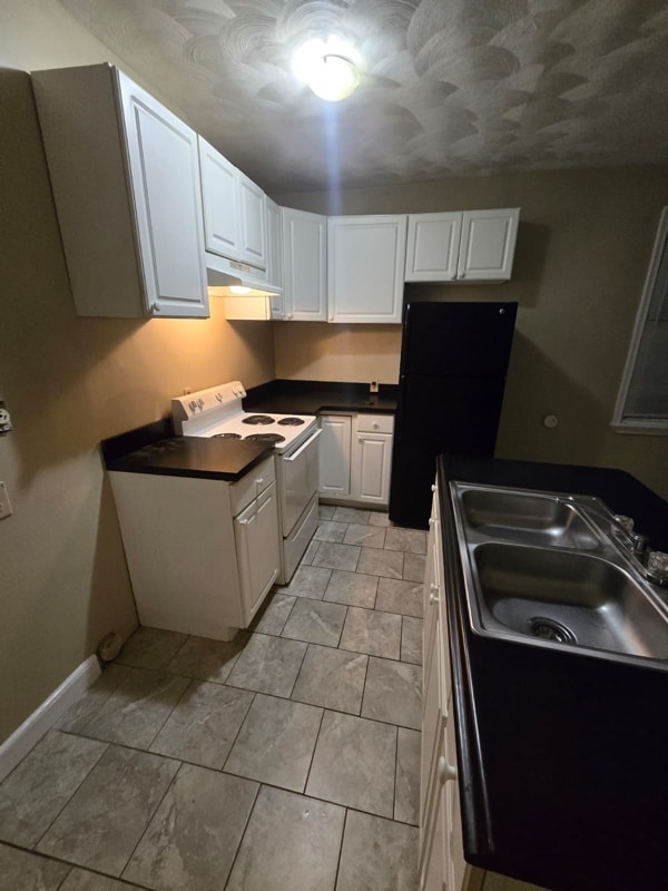 Building Photo - 234 W 27th St Rental